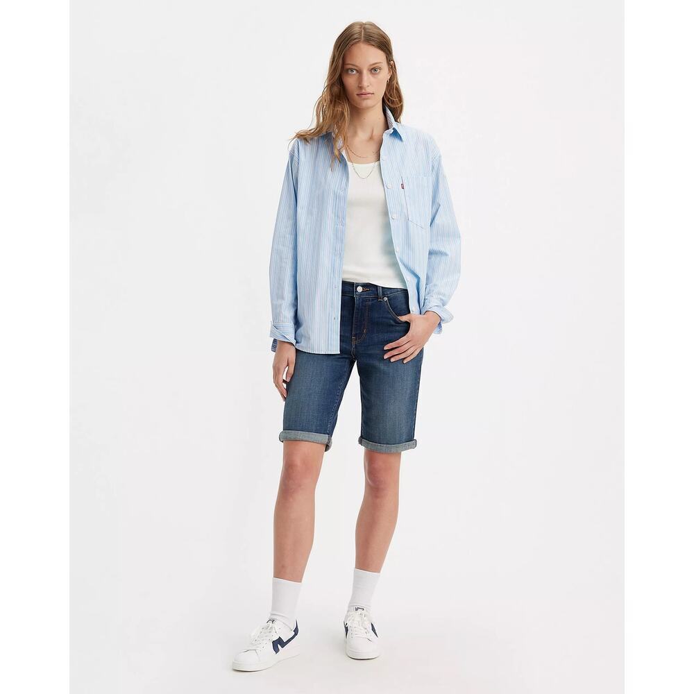 Levi’s signature CLASSIC BERMUDA WOMEN'S SHORTS